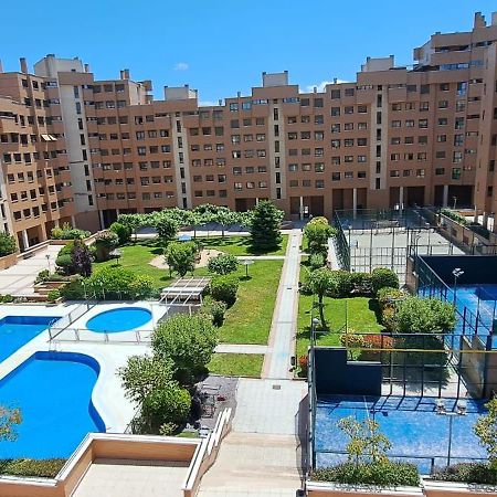 Residencial En Madrid Alquiler De Corta Estancia No Turistico Bagian luar foto