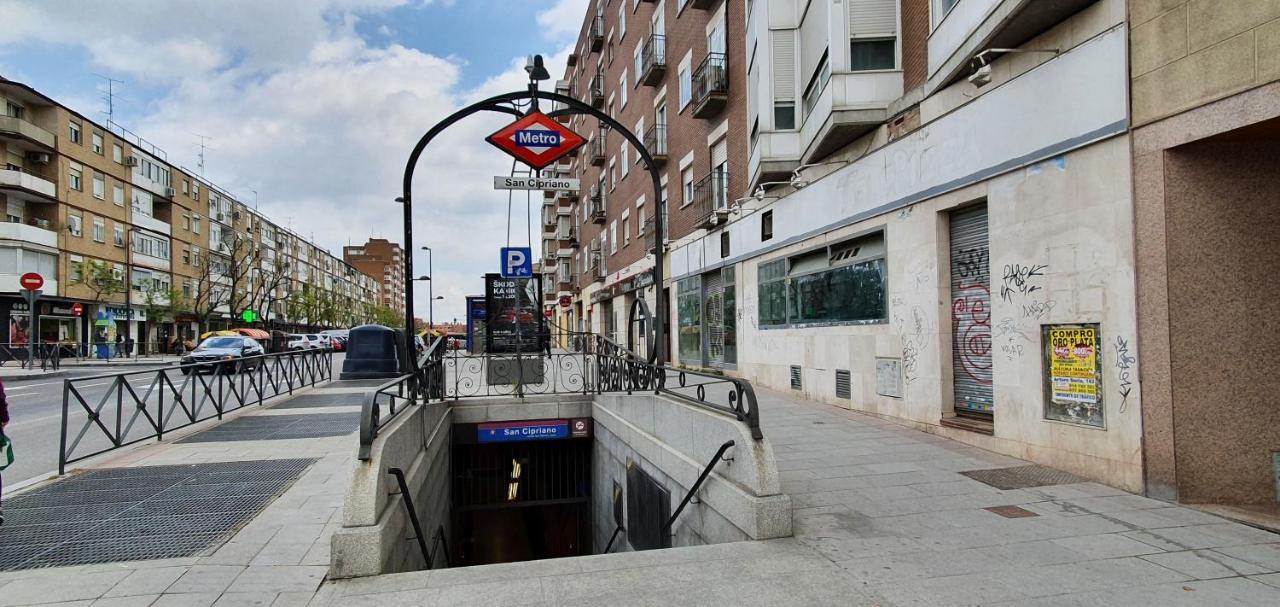 Residencial En Madrid Alquiler De Corta Estancia No Turistico Bagian luar foto